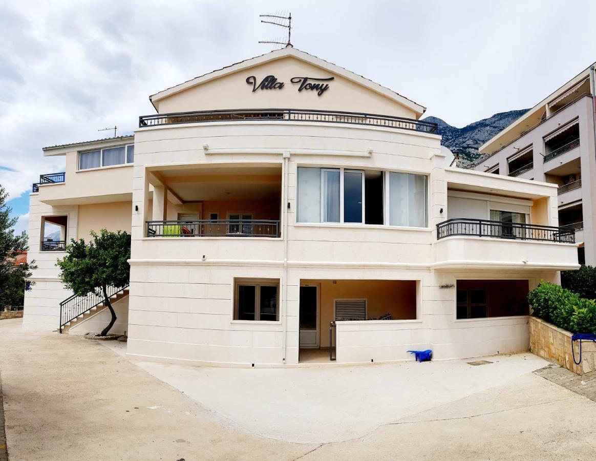 Tony * Makarska